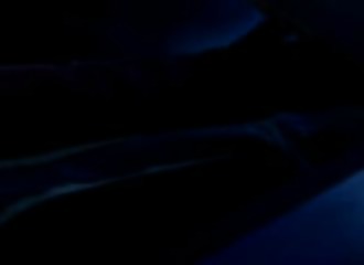 Chopée debout comme une grosse pute