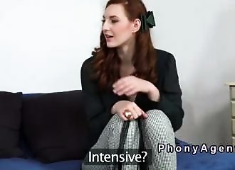 Pinée en levrette après s'être excitée